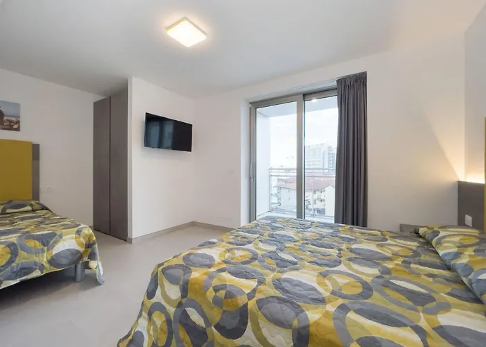 Nashira-5 By Interhome